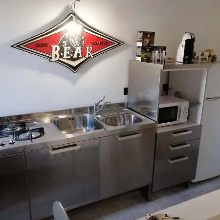 بيت ضيافة Red بولونيا